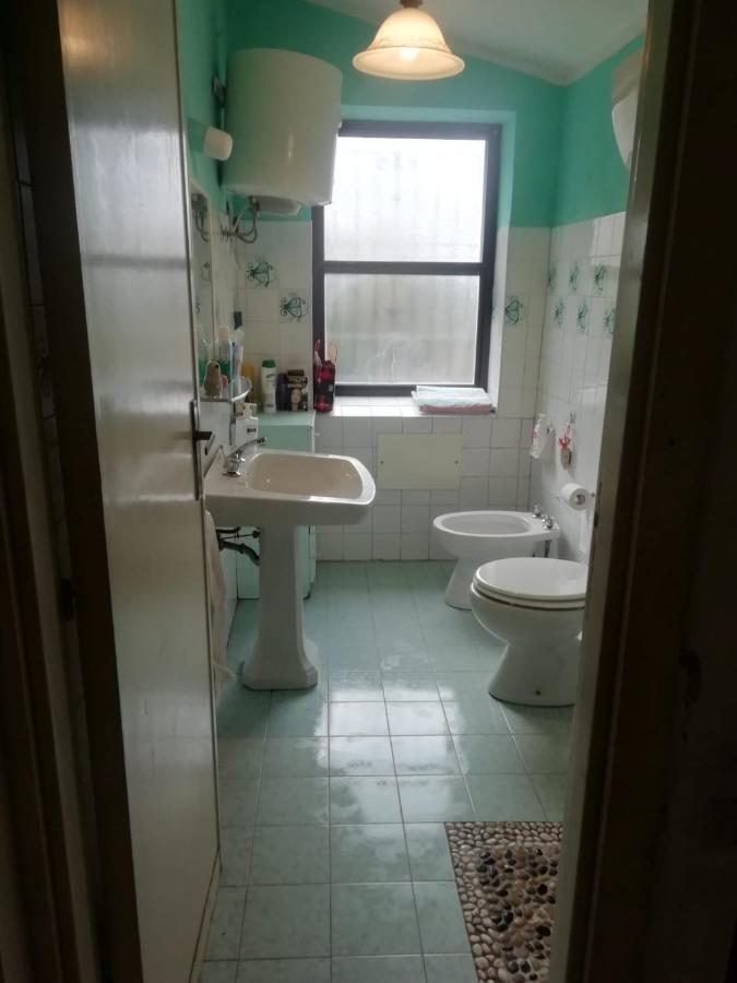 Bed and Breakfast Sa Domo De Afra Стинтино Экстерьер фото